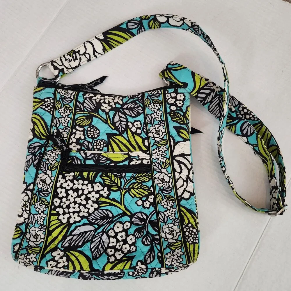 Vera Bradley HIPSTER Crossbody Purse Shoulder Bag ISLAND BLOOMS Zip 11